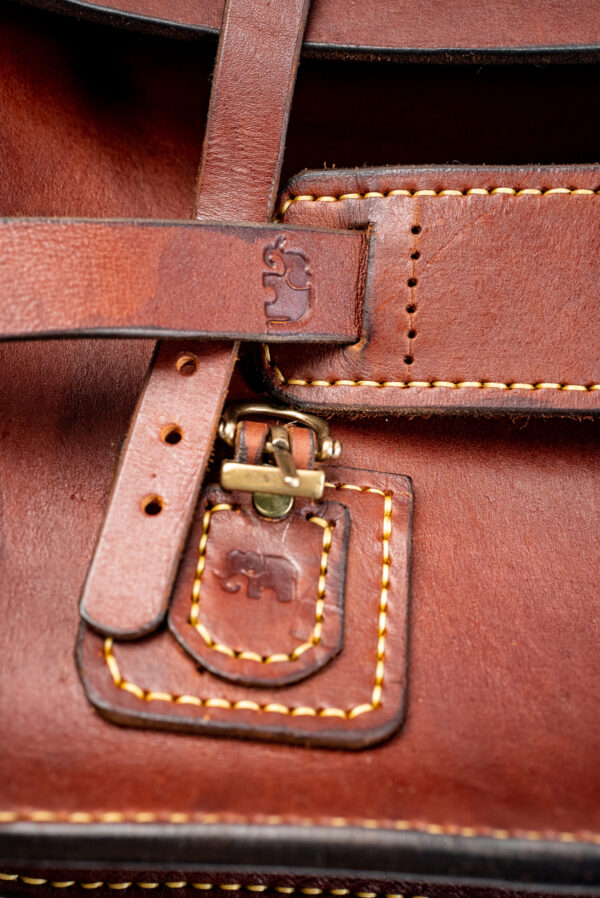 Mufasa Shoulder Laptop Bag - Image 8